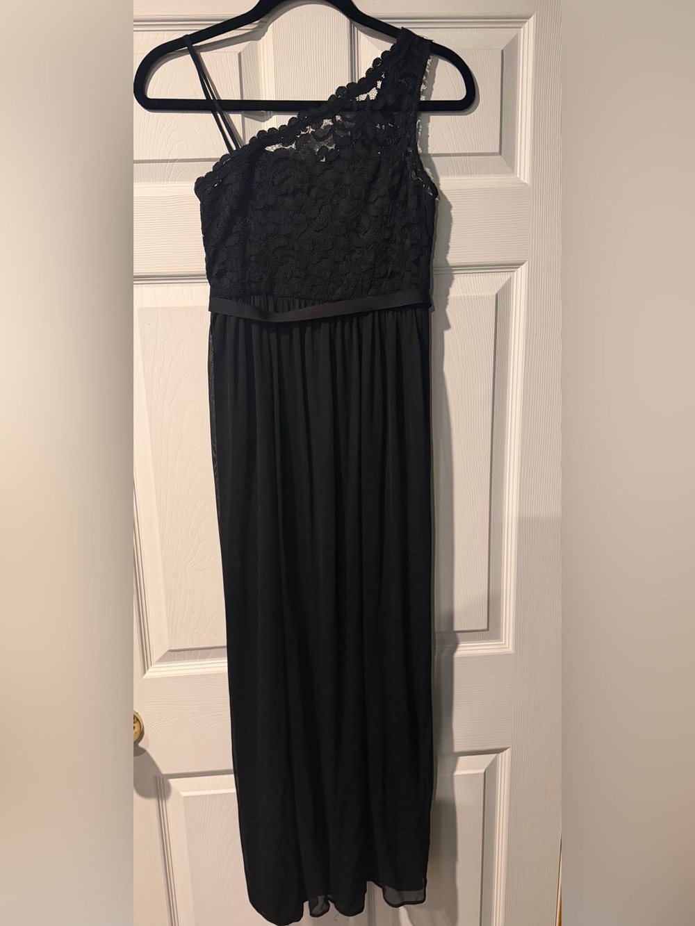 Classic Black Lace Maxi Dress - Elegant Evening Wear